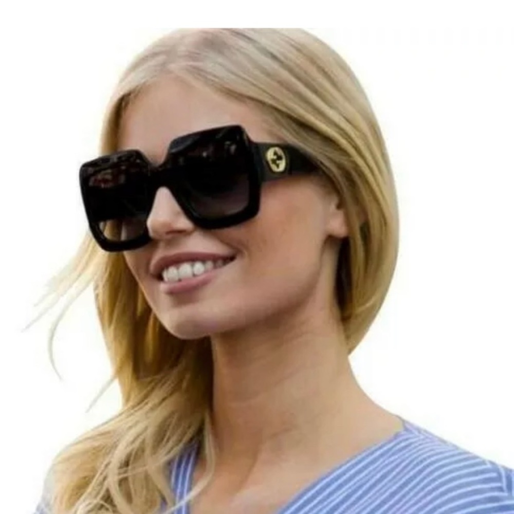 Gucci Oversized Authentic Black large Square Sunglasses GG0053S 001